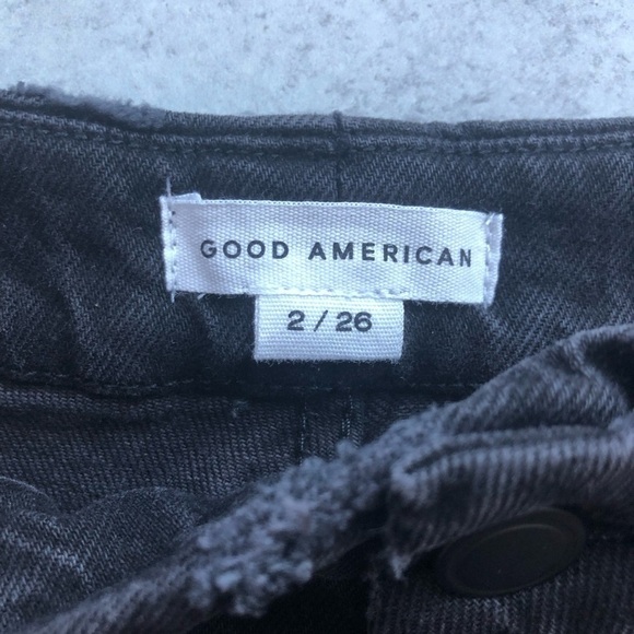 Good American NWT Black Cut Off Shorts Size 2 - Picture 9 of 12